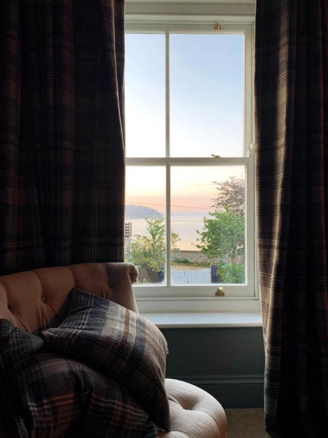 Dylan Thomas Sea View Bed and Breakfast Laugharne Buitenkant foto