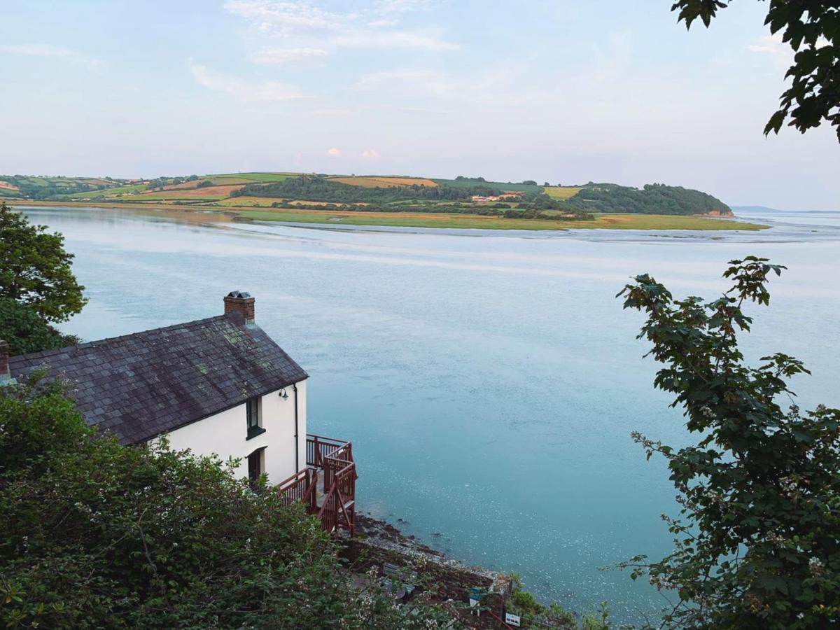Dylan Thomas Sea View Bed and Breakfast Laugharne Buitenkant foto